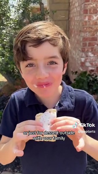 Delicious Vanilla Cream Pop Tart Ice Cream Treats