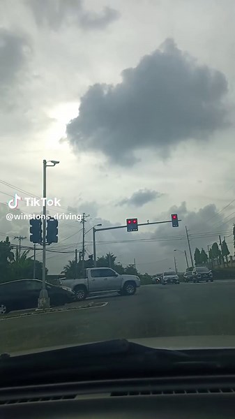 #drivinglessons #tobagotiktok🇹🇹🇹🇹 #getthatlicense #fyppppppppppppppppppppppp #instructor