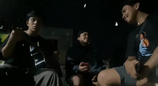 #fyp #foryoupage #cover Byahe By: jayRoa with Bottom's up trio Jamming lang,