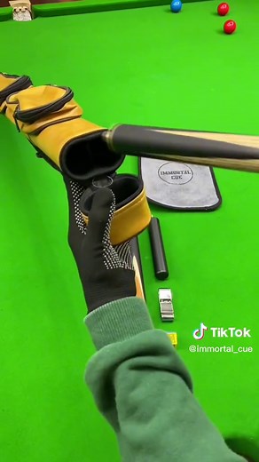 6-in-1 Snooker Cue Set with Legend Cue Bag and Accessories