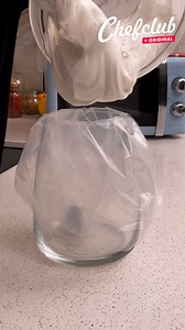 43K views · 129 reactions | Le gâteau au chocolat du chef ! Caché dans sa boîte en chocolat :) | Chefclub | Facebook