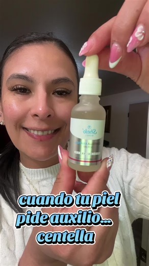 iel calmada, fresca y más bonita 🌿 Dale a tu rostro un apapacho con el suero de centella asiática. Ideal para piel sensible, con rojez o textura irregular. Ayuda a hidratar, calmar y apoyar la barrera natural de la piel, dejando una apariencia más suave, uniforme y luminosa. Úsalo en tu rutina diaria. #centellaasiatica #skincare #pielbonita #cuidadodelapiel