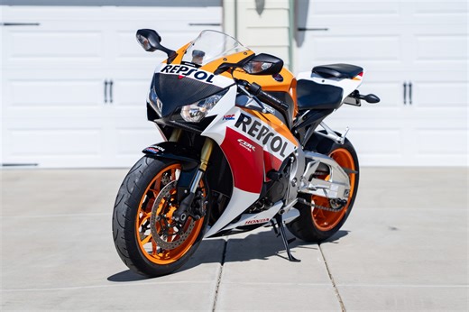 931-Mile 2015 Honda CBR1000RR Repsol