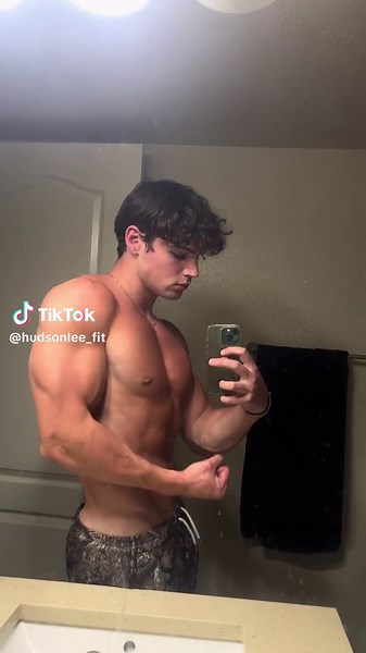 Hudson Lee (@hudsonlee_fit)’s videos with ATM - Don Toliver