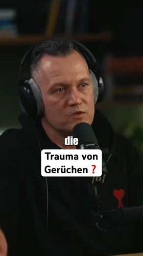 Feuerwehrmann über Gerüche im Einsatz ‪@ben_ungeskriptet‬ #ungeskriptet #feuerwehrmann