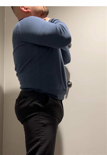 Effective Leadership Decisions in Business Meetings