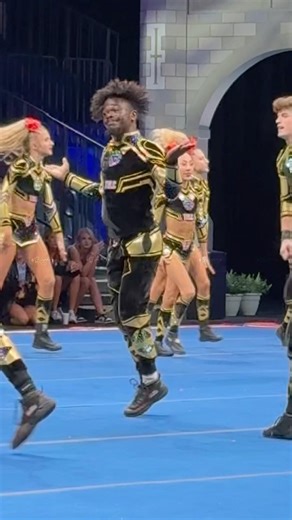 this pass is insane 😭🤩 #cheerleading #cheer #topgun #tglc #allstarcheer #uca #cheerleader #stunt