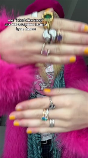 emma____k (@emma____k)’s videos with SPAGHETTI (feat. j-hope of BTS) - LE SSERAFIM & j-hope