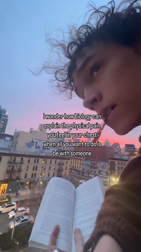 henry earls | 🖤🖤🖤#love #nyc #library #darkacademia #bananafish #hopelessromantic | Instagram