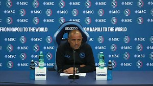 12K views · 59 reactions | #Calzona in conferenza: "Il ritiro non è punitivo, ci manca la voglia di non prendere gol. Questo Napoli ha problemi, l'ha detto anche De Laurentiis". | Dal Napoli Soccer Ai Tempi Nostri | Facebook
