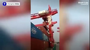 8.1K views · 66 reactions | #Frayeur  Grue VS Camion Une grue...
