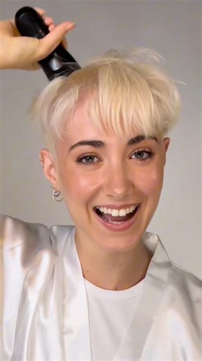 New look 👀 #buzzcutwomen #rockthatbuzz #girlswithshavedheads #girlswithshavedhair #girlswithshorthair #newhair #freshhair #haircut #shorthairstyle #shorthairideas #shorthaircut #shorthairdontcare #shorthair #shorthairrocks #hairinspo #hairinspiration #hairgoals #buzzcut #buzzcutgirl #makeup #makeuplooks #naturalhair #naturalbeauty #platinumblonde #platinumhair | rockthatbuzz