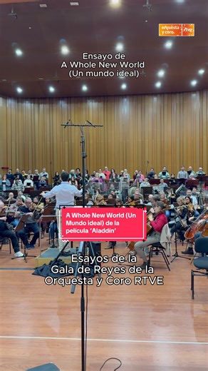 Fragmento de la mítica canción A Whole New World (Un Mundo ideal) de la película ‘Aladdín’ que sonará este domingo en La Gala de Reyes de la Orquesta y Coro RTVE, una de las noches más mágicas del año y que este año se hará en Canarias, siendo la octava edición de esta gala la primera vez que tendrá lugar fuera de Madrid Será el día 6 de enero a las 19:00, hora canaria, en el Auditorio Alfredo Kraus de Las Palmas de Gran Canaria. Y se retransmitirá en directo por La 2 el día 6 de enero a las 20: