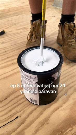 First Time Painting My Caravan: A DIY Renovation Journey