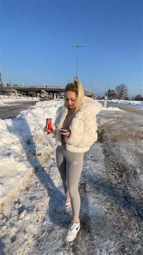 majczel on Instagram: "Bardzo ladnie dzis wygladasz... #reels #reelsviral"