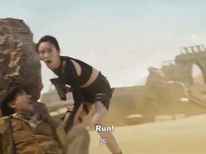 48K views · 525 reactions | Beautiful woman vs. mutated giant scorpion  美女vs变异巨蝎 Drama：绝色狂花之龙迹神宫 珞Welcome to click and watch #绝色狂花之龙迹神宫 | 古风甜偶录 | Facebook