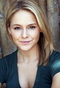 Cassi Thomson - Alchetron, The Free Social Encyclopedia