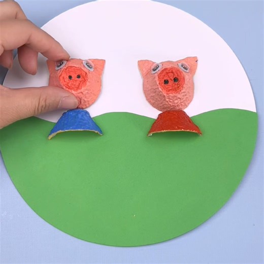 Title: "Eco-Friendly Fun: Peppa Pig Egg Tray Craft for Parent-Child Bonding" Hashtags: 1. #ParentChildCrafts 2. #TurnWasteIntoTreasure 3. #KindergartenDIY 4. #HandmadeCrafts 5. #EcoFriendlyCrafts | paper craft
