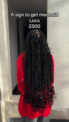 Get Distressed Mermaid Locs for 2500