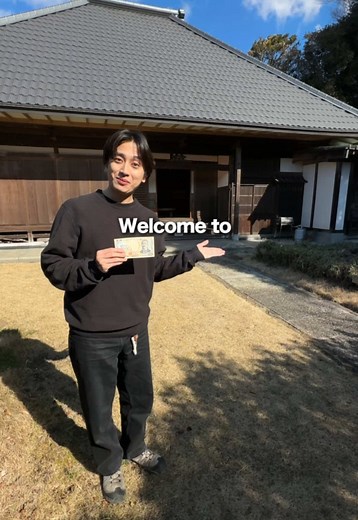 Explore a Traditional Japanese Old-Styled House Tour