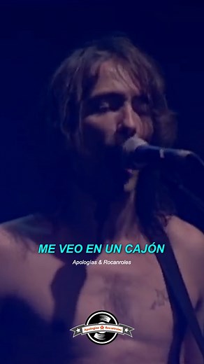🎶Quiero oír alguna canción que no hable de sandeces y que diga que no sobra el amor...🎶 . Extremoduro - La vereda de la puerta de atrás . . . . . . . #extremoduro #laveredadelapuertadeatras #rockespañol #rockespanol | Apologías & Rocanroles