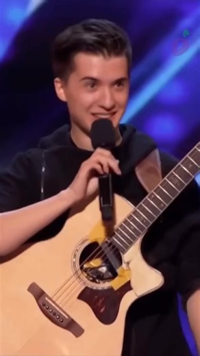 This Guitarist Plays the Instrument Like You’ve NEVER Seen Before! Watch the full video in comments 👉 | Petopia