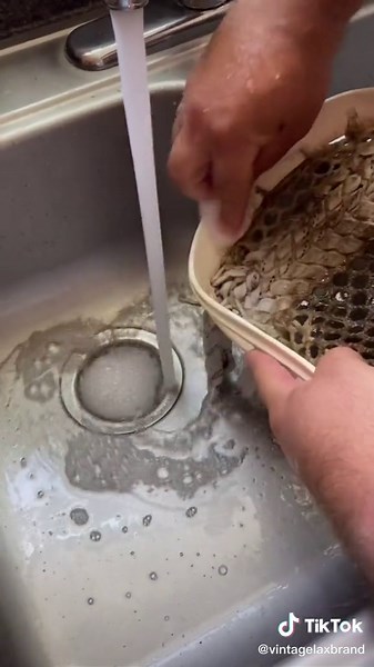 How to Wash Your Lacrosse Head