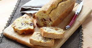 Cake salé chèvre figue et jambon