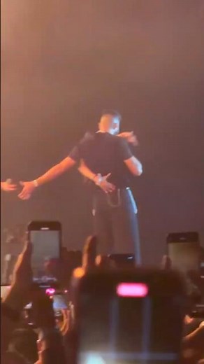 Excuses 🔥 AP Dhillon Live in Bengaluru | One Of One Tour 2025