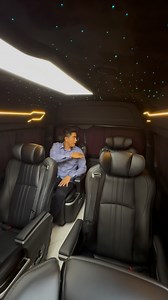 Toyota Hiace computer dengan buged yang sangat terjangkau di modifikasi degan kursi pilot seat 2 2 2 degan adanya penambahan lantai motif marmmerrrr guyssss #hardyclassichiace | Hardy Classic