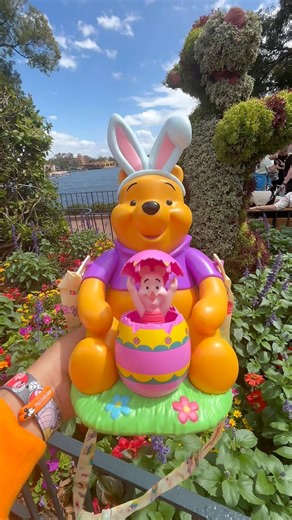 Winnie the Pooh & Piglet Spring Popcorn Bucket at EPCOT 🐻🌸🥚
