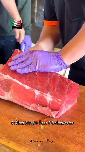 Processing Bluefin Tuna Loins (Skinning and Portioning). Watch This! #highlight #bluefintuna #skinning #Method #manaypeps | Efigenia Lustre