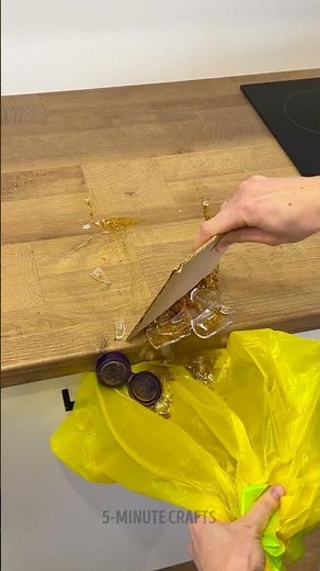 Clean Up Spices Fast with This Simple Trick 🧂