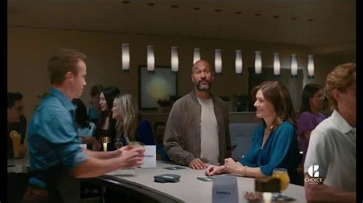 Choice Hotels TV Spot, 'Cocktail Connoisseur: Get 8,000 Points' Featuring Keegan-Michael Key