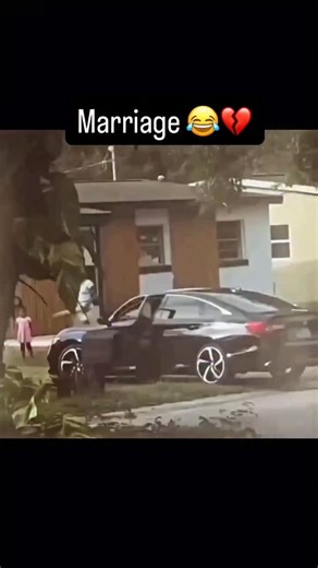 Nani Boi Nnaemeka Eze C on Instagram: "Ladies, consider marrying fat men who cannot catch you when you find trouble cos u must dey find his troubles 😂. Imagine say this lady no sabi run... Ben Johnson nke Nwanyi"
