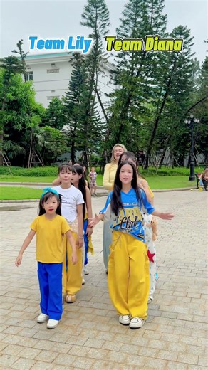 Which team are you rooting for? SUBSCRIBE & COMMENT! Tiktok random dance in public 2026 #fyp #viral