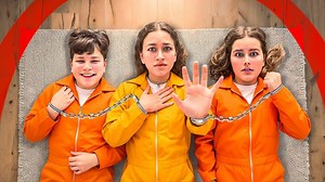 I was handcuffed between two rats!