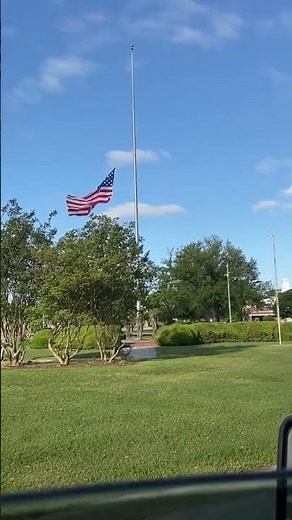 USMC Base Camp Lejeune HQ / Morning Colors / Building 1