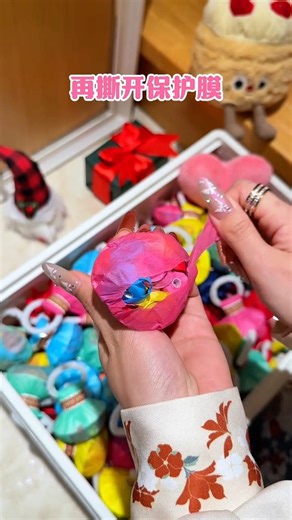 amazing family plays hand-throwing ribbon together #100millon #vieralvideo #youtubeshorts #13million