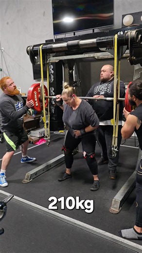 41K views · 624 reactions | Rachael Baxter squatting 210kg | ProRaw Powerlifting | Facebook