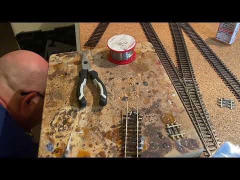 Modeltech rail Aligner (attaching to track)