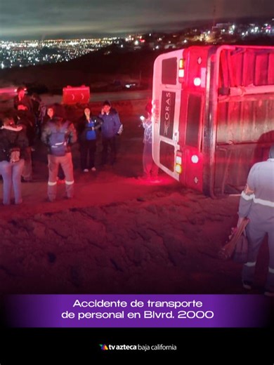 🚨Vuelca camión de personal en Tijuana; viajaban 27 pasajeros El accidente ocurrió la mañana de hoy, 5 de enero, sobre el Bulevar 2000. No se reportan heridos graves. #fyp #foryou #viral