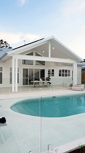 What if we told you… it’s possible to have a home this beautiful? 😍 Linea™ Weatherboard isn’t just for coastal homes! This build in Menangle by Castlegate Homes is dripping with modern country charm 🏡 Have a look around – what’s your favourite part of this home? 💬 Builder Castlegate Homes 🛠️ Designer Straightline Studio 🎨 Photographer Bolt Media 📸 | James Hardie