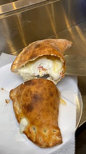 3 Cheese Pepperoni Calzone! 🤤🧀🍕 #calzone #calzones #pepperoni #cheese | Foody Fetish