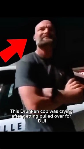 This cop got emotional after getting pulled over for DUI 😢#shorts #viral #crime #viralmoment