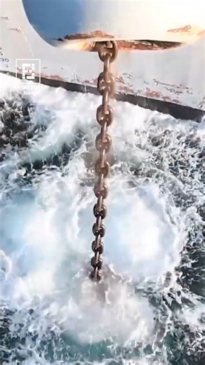 420K views · 5.5K reactions | Installing Gigantic Anchors In BIG Ships!! | Fossbytes | Facebook