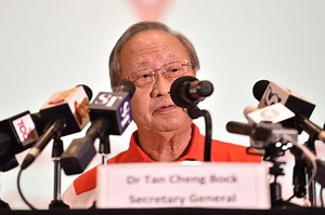 26K views · 408 reactions | WATCH: The latest presidential election and Oxley Road dispute had a "serious effect" on Singapore politics, says Progress Singapore Party's Dr Tan Cheng Bock. | CNA | Facebook