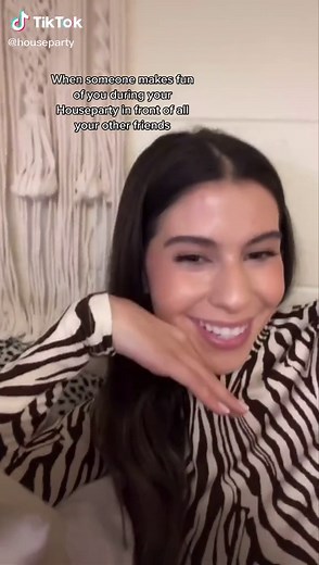 House Party Game: Lesbian Scene Reaction