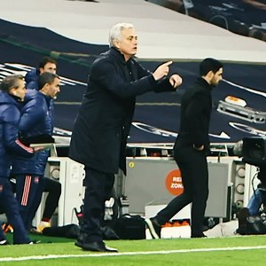 "One minute" ⌚ Listen to Jose Mourinho and like our page! | Tottenham Hotspur