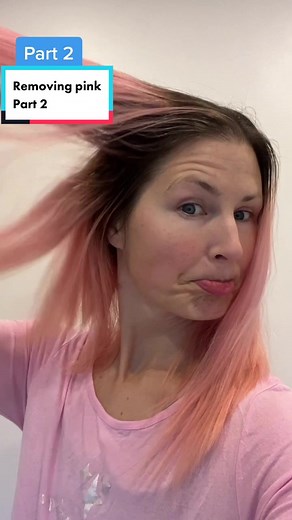 Yeah, I messed up.. just like bleach fail 🙃 Underestimated this mixture.. #bleachfail #hairtransformation #goingblonde #pinkhair